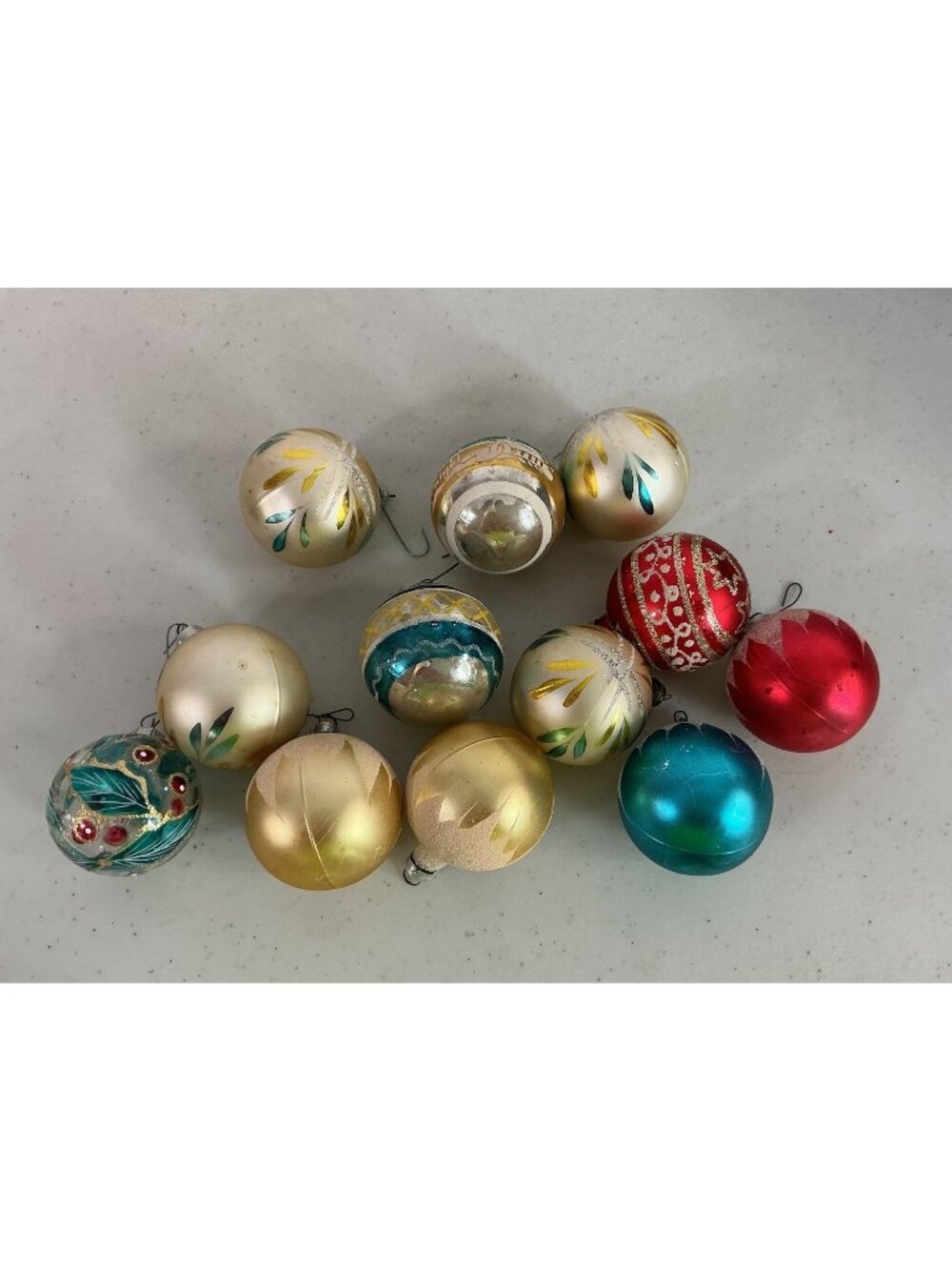 Vintage Frosted Glass Christmas Tree Ornaments Balls Lot of 12
